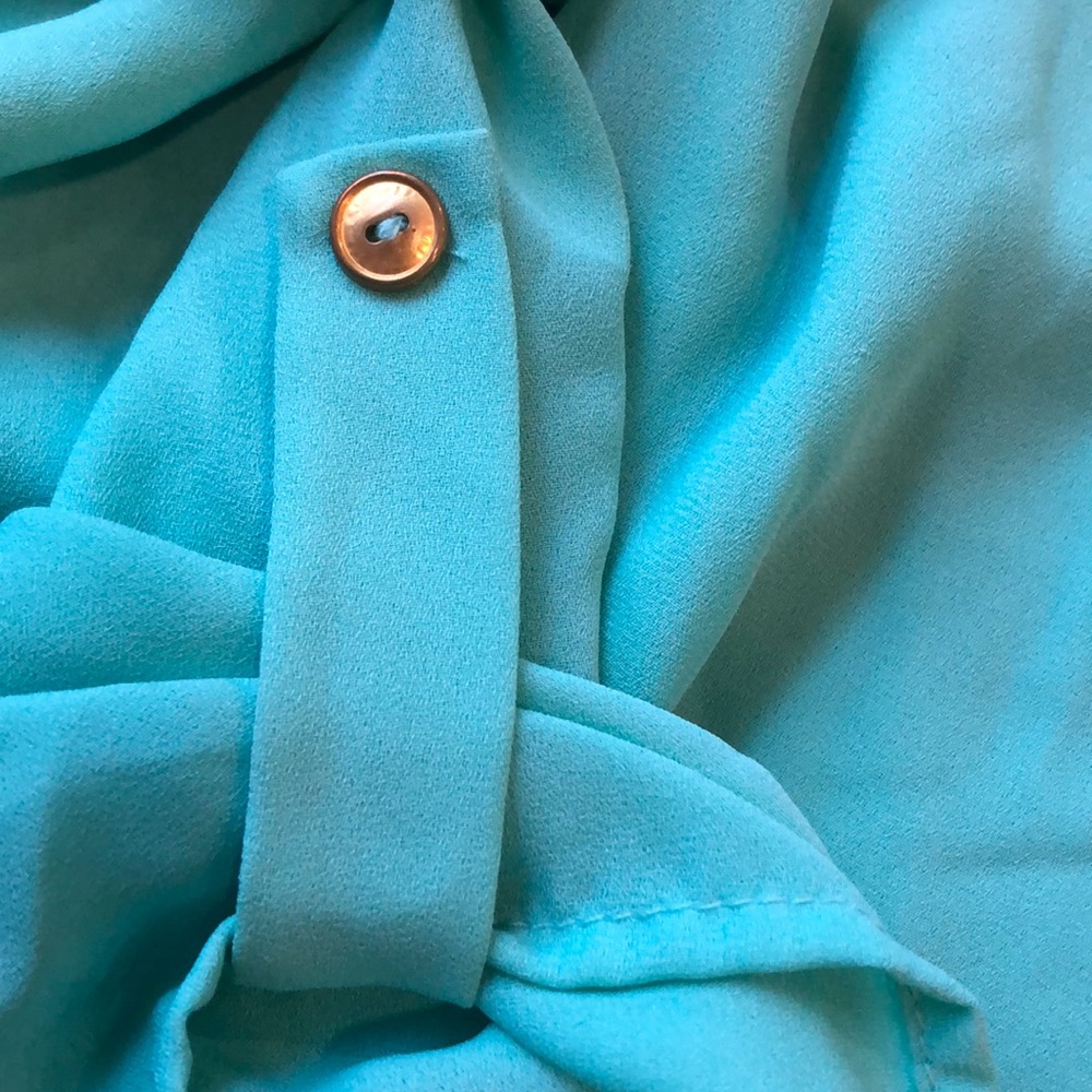 Mint Blouse - Picture 2 of 4